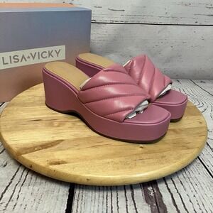 Lisa Vicky Shoes Womens Size 8M Pink Fox Glove‎ Sheep Lead Slip On Wedge Sandal